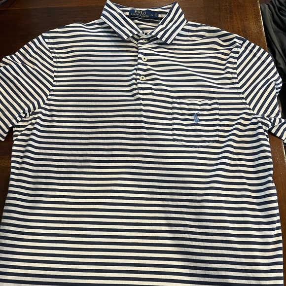 Polos of different brands/ materials. Sizes M-L - Picture 6 of 8